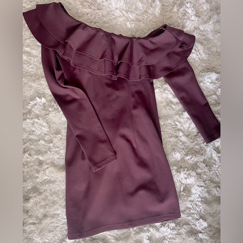 Do+Be Maroon/Wine Asymmetrical Long Sleeve Mini Bodycon Dress